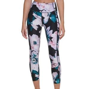 NWOT Calvin Klein Performance Leggings